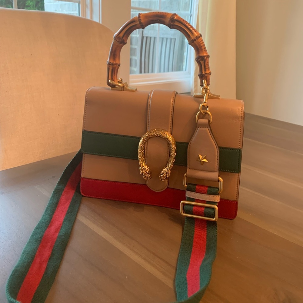 Gucci Beige, Green, and Red Bag with Bamboo Handle